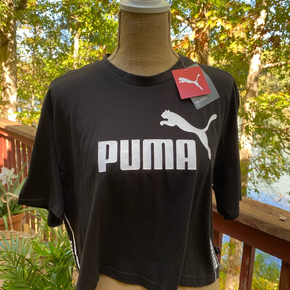 Puma Essentials Logo Women's Cropped Tee